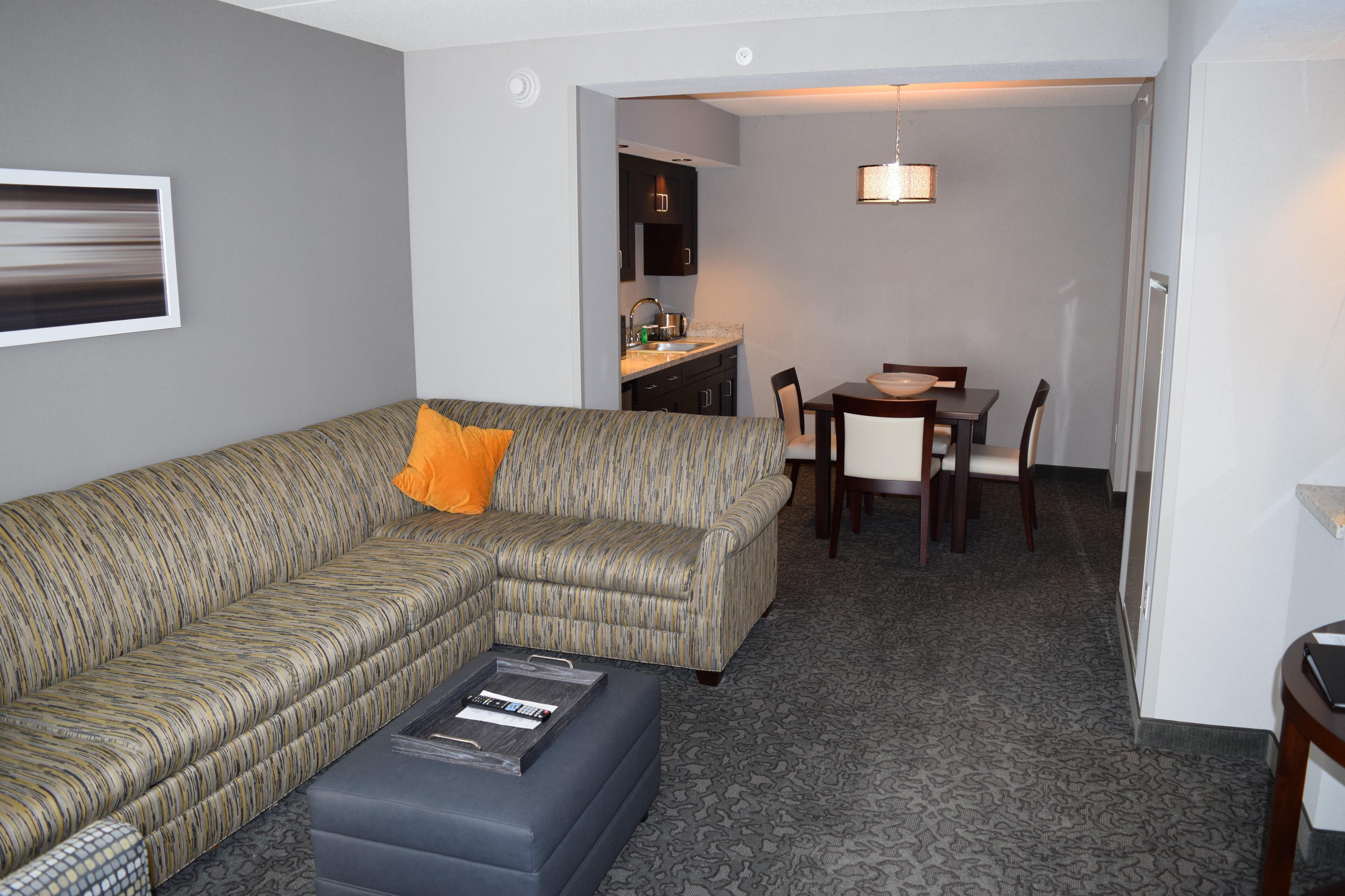 Holiday Inn And Suites East Peoria By Ihg Luaran gambar